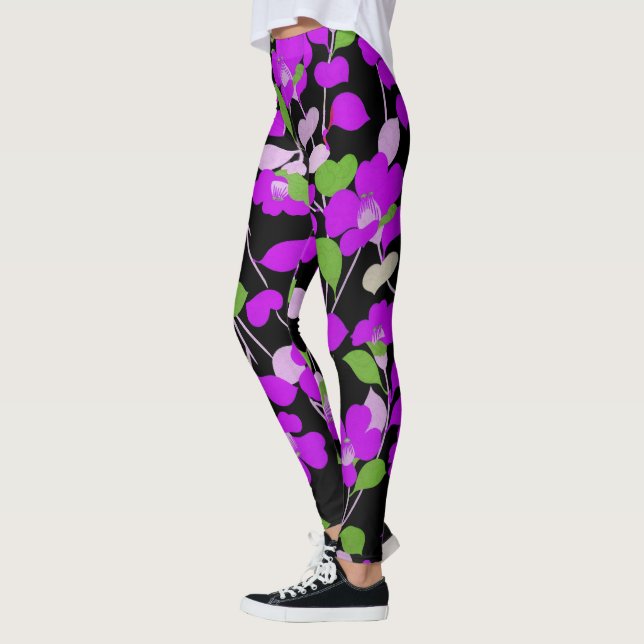 LILA CAMELLIAS, WEISSE GRÜNE BLÄTTER BLACK floral Leggings (Links)