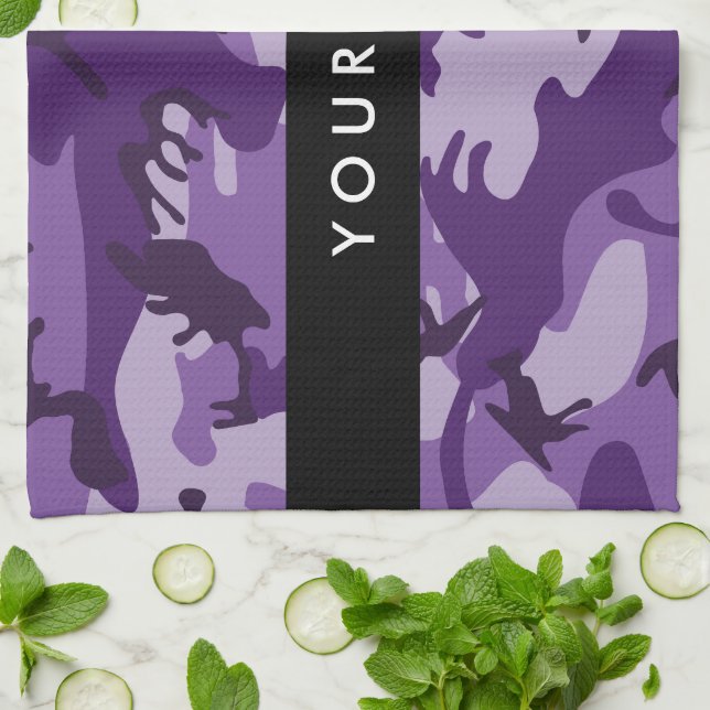 Lila Camouflage Ihr Name personalisieren Geschirrtuch (Gefaltet)