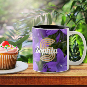 Lila Campanula-Blume Mit Monogramm Zweifarbige Tasse