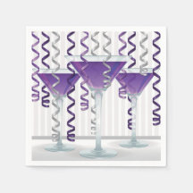 Lila Cocktail und Band