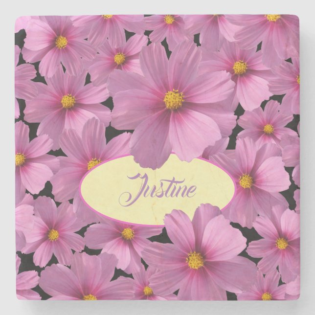 Lila Cosmos-Blume-Design auf schwarzem Hintergrund Steinuntersetzer (Vorderseite)