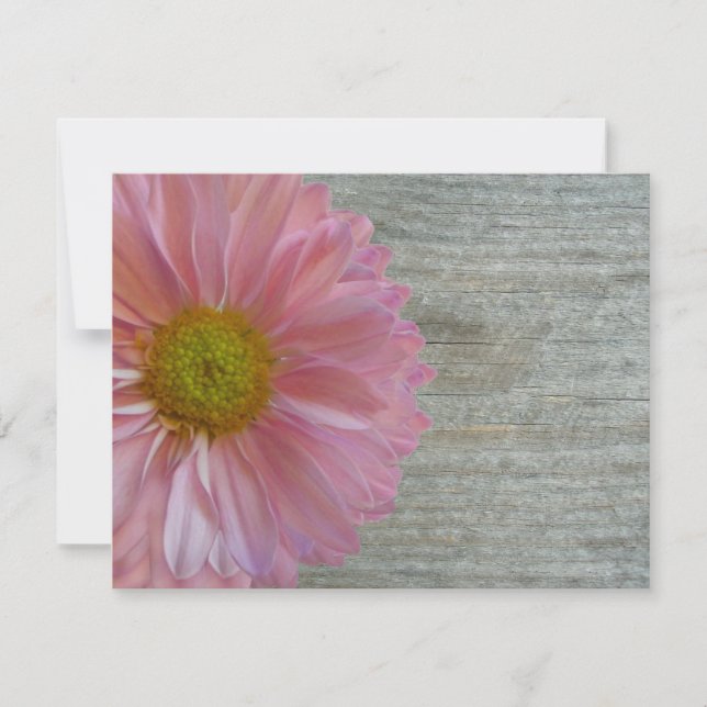 Lila Daisy & Barnwood Hochzeit Einladung (Vorderseite)