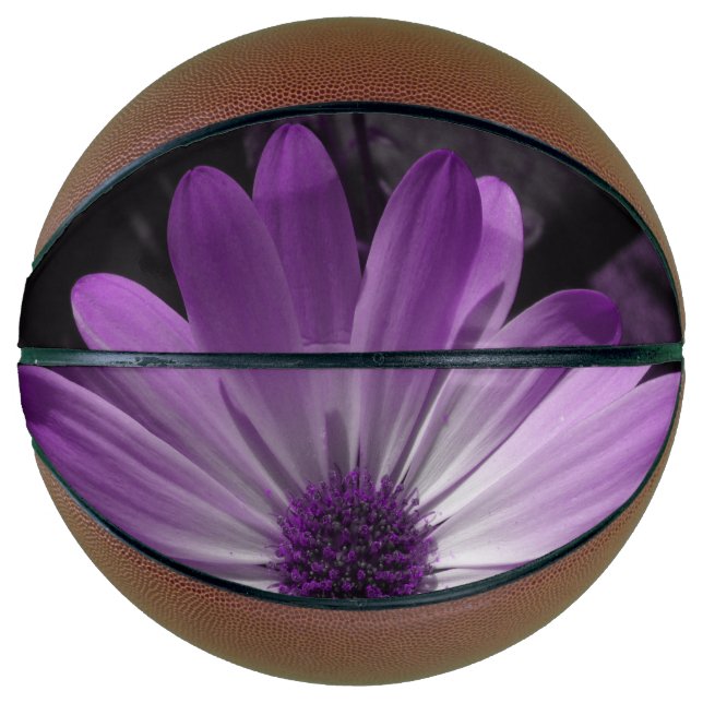 Lila Daisy Blume Basketballs (Vorderseite)