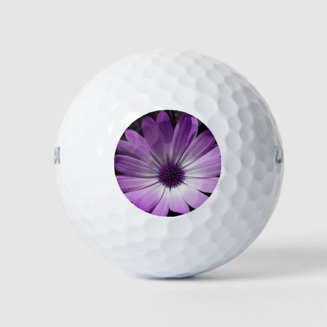 Lila Daisy Blume Golf Ball (Vorderseite)
