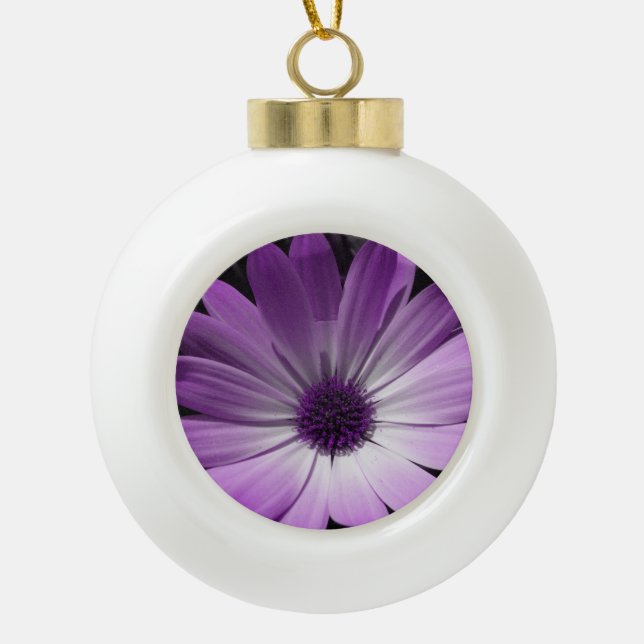 Lila Daisy Blume Ornament (Vorderseite)