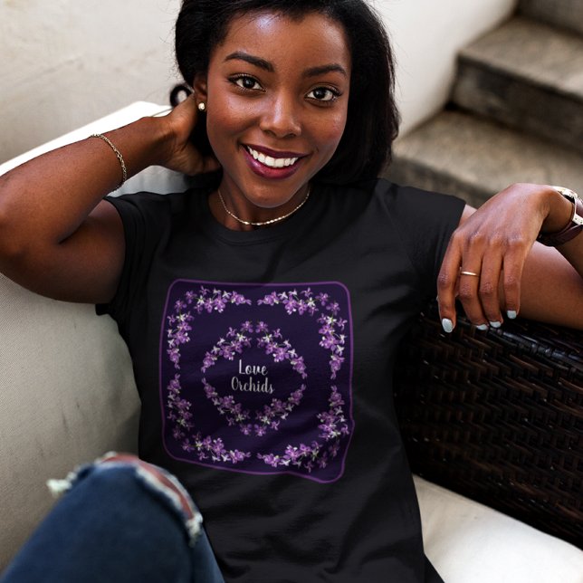 Lila Dendrobium Orchids Motif T-Shirt (Von Creator hochgeladen)