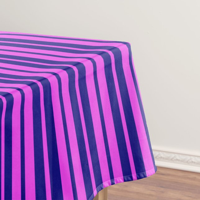 Lila Design der Streifen Tischdecke (Von Creator hochgeladen)