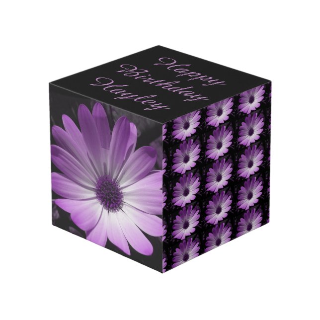 Lila Disyy-Blume Personalisiert Würfel (Vorderseite Schrägansicht)