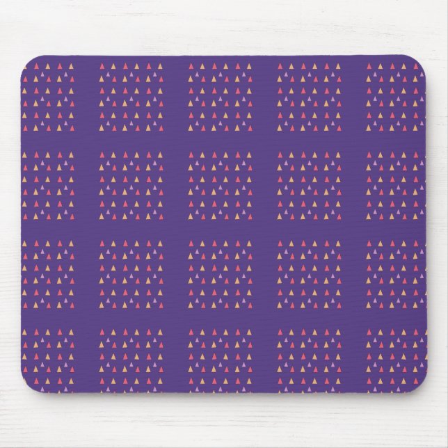 Lila Dreieck Geometrisches Muster Mousepad (Vorne)