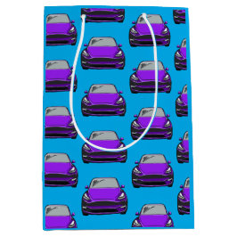Lila Elektrofahrzeug SUV Auto blau Hintergrund Mittlere Geschenktüte