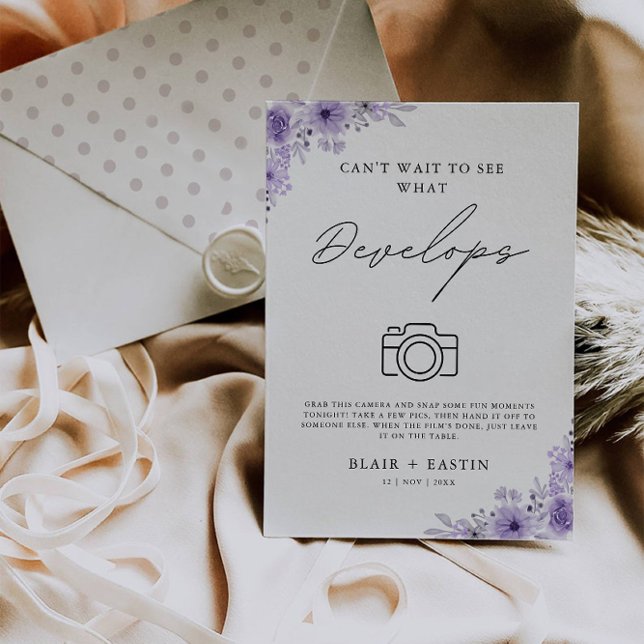 Lila Entwicklungen im Bereich des Hochzeitsseins Einladung (Wedding Disposable Camera Sign Purple Develops Invitation)