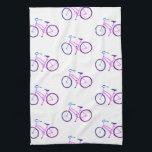 Lila Fahrräder Muster Küchentuch<br><div class="desc">Dekorieren Sie Ihre Küche mit diesem coolen lila Fahrradtuch. Macht ein großartiges Hauswärme- oder Hochzeitsgeschenk! Sie können ihn anpassen und auch Text hinzufügen. Karo in meinem Shop für viel mehr Farben und Muster!</div>
