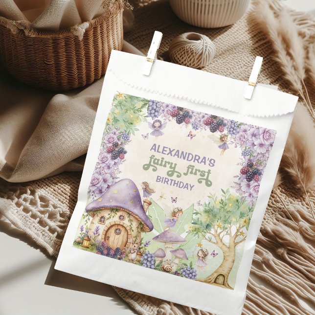 Lila Fairy First Berry First Geburtstag Geschenktütchen (Von Creator hochgeladen)