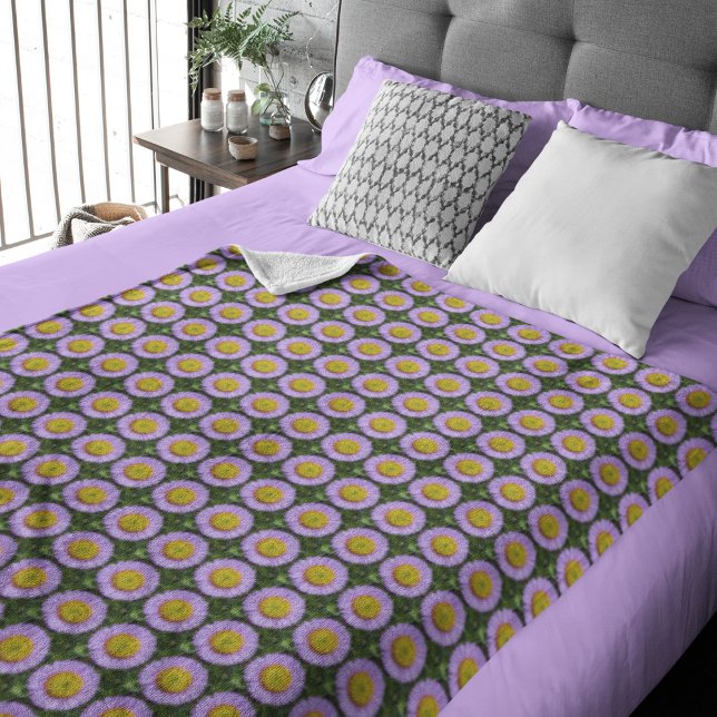 Lila Fleabane Daisy Floral Pattern Sherpadecke (In Situ Bed)