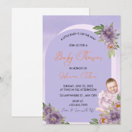 Lila florale Babyparty-Einladungen. Einladung