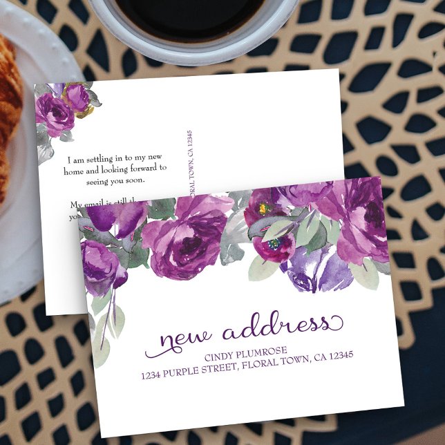 Lila florales Elegante Neue Adresse Ankündigung (New Address postcard with pretty purple flowers)