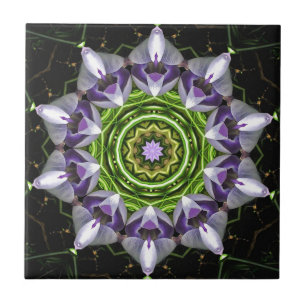 Lila florales Mandala-Kaleidoskop-Kunst Fliese