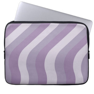 Lila Flüssigkeitsstrom Groovy Streifen Y2K Muster Laptopschutzhülle