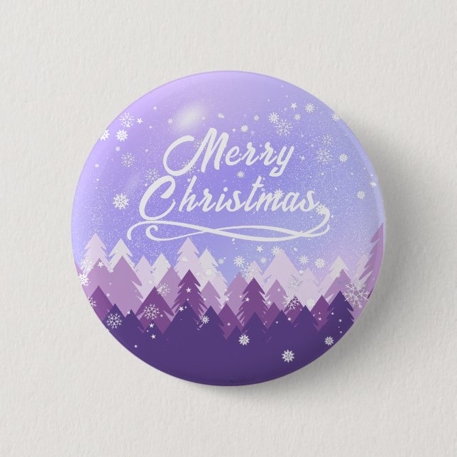 Lila Friedlicher Schneewald Frohe Weihnachten Button (Vorderseite)