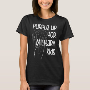 Lila für den Monat des Militärs für militärische K T-Shirt