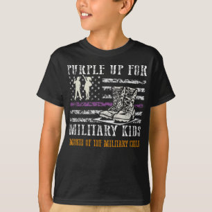 Lila für militärische Kinder Regenbogen Militär Ki T-Shirt