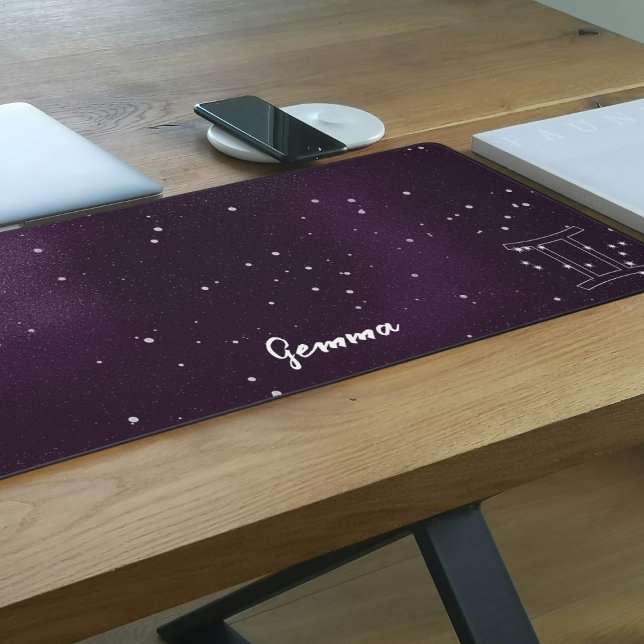 Lila Galaxy Zodiac Signk Gemini Desk Mat Schreibtischunterlage (Gemini Babe? Just add your name to this cute galaxy inspired desk mat)