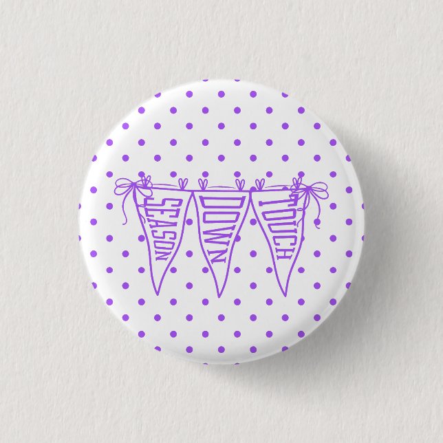 Lila Game Day Football-Wimpel Bogen Button (Vorderseite)