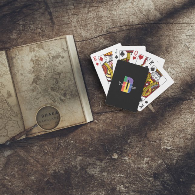 Lila-gelbe Monogram, erste D schwarz Spielkarten (Von Creator hochgeladen)