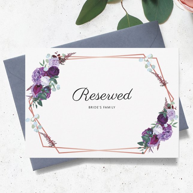 Lila geometrisches Hochzeitszeichen (Purple Floral Geometric Reserved Bride Family Card)