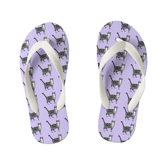 Lila gestreiftes Tabby Cat Beach Flip Flops Thongs (Fußbett)