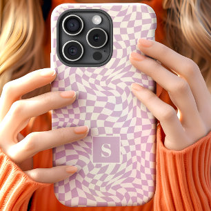 Lila gewellte karierte monogrammierte Muster Case-Mate iPhone Hülle