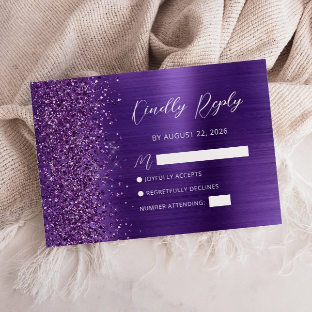 Lila Glam Glitzer Script Wedding RSVP Card (Von Creator hochgeladen)