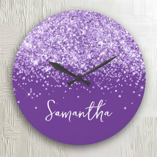 Lila Glitter königliches lila Skript Name Große Wanduhr