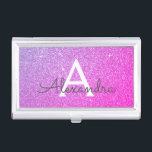 Lila Glitzer mit rosa und schwarzem Monogramm Visitenkarten Dose<br><div class="desc">Rosa und Lila Ombre Imitats Glitzer und sparkle Elegant Monogram Visitenkartenhalter. Dieser Visitenkartenhalter kann so angepasst werden,  dass er Ihren Vor- und Erstnamen einbezieht.</div>