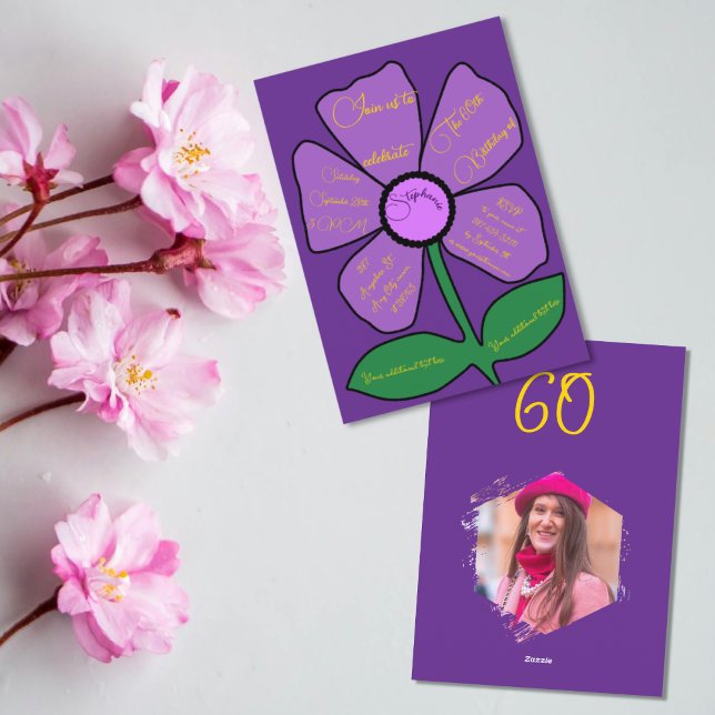 Lila & Gold 60. Geburtstag Einfache Doodle-Blume Einladung (Von Creator hochgeladen)