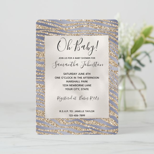 Lila Gold Luxe Glitzer Zebra Print Einladung (Stehend Vorderseite)