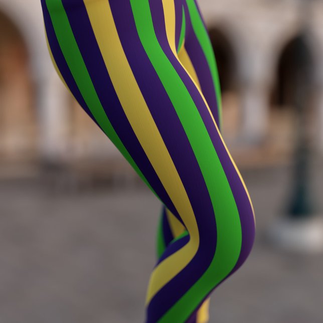 Lila Gold und grüne Streifen Mardi Gras Leggings (Celebrate Fat Tuesday in style in a pair of Purple Gold and Green Striped Mardi Gras Leggings)