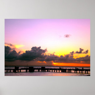 lila, goldgelber atemberaubender Strandsonnenunter Poster