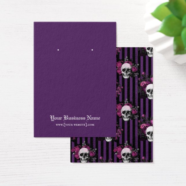 Lila Gothic Skulls Halloween Earring Card (Schreibtisch)