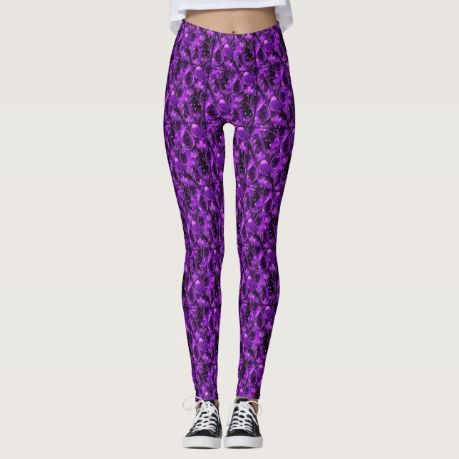 Lila gothisches Osterpattern Leggings (Vorderseite)