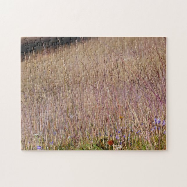 Lila Gras und Wildblumen Puzzle (Horizontal)