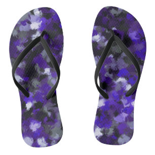 Lila, grau, schwarz und blau Abstrakt Flip Flops
