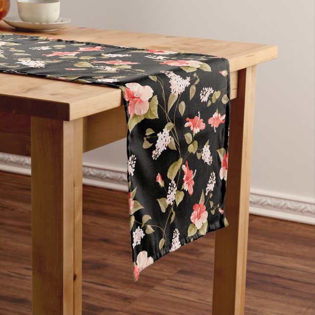 Lila Großer Tischläufer (Beispiel)