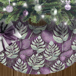 Lila Grünes Weihnachtsmuster#29 ID1009 Polyester Weihnachtsbaumdecke<br><div class="desc">Wenn Sie sich fragen, welche Farbkombinationen Sie für Ihre Weihnachtsdekoration und Geschenkartikel in diesem Jahr auswählen sollten, habe ich Sammlungen von aufeinander abgestimmten Mustern erstellt, um das Leben ein wenig leichter zu machen. Dieses auffallende Aquarelldesign zeichnet sich durch große Blätter und Konturen von Blattwerk in tiefem Auberginen lila und weich...</div>