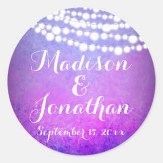 Lila Hanging Fairy Twinkle Lights Hochzeit Runder Aufkleber