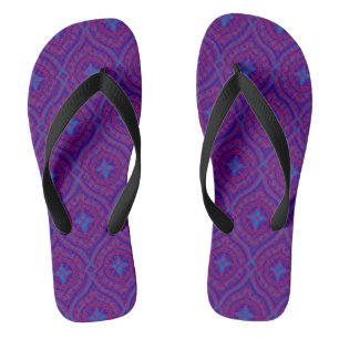 Lila, helles Blau, traditionelles Gewürzmuster der Flip Flops