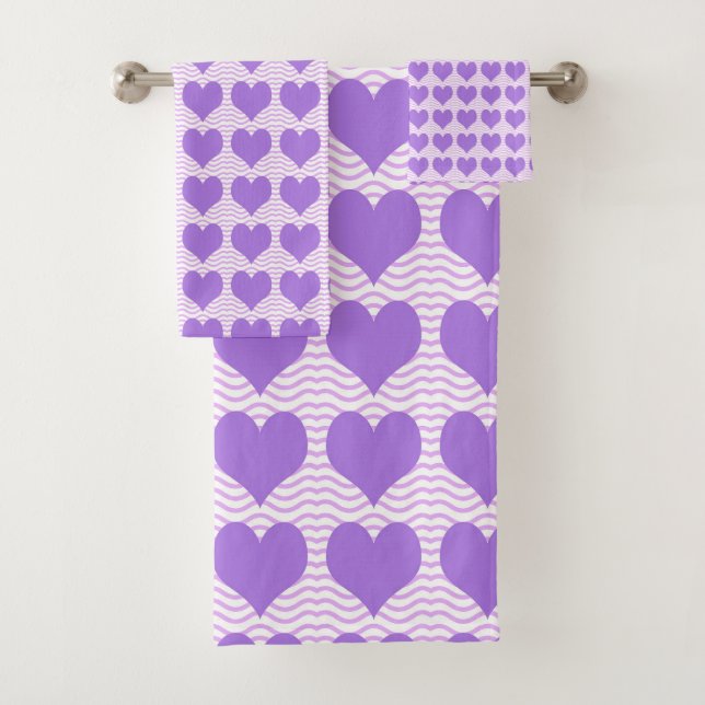 Lila Herzen Badhandtuch Set (Insitu)