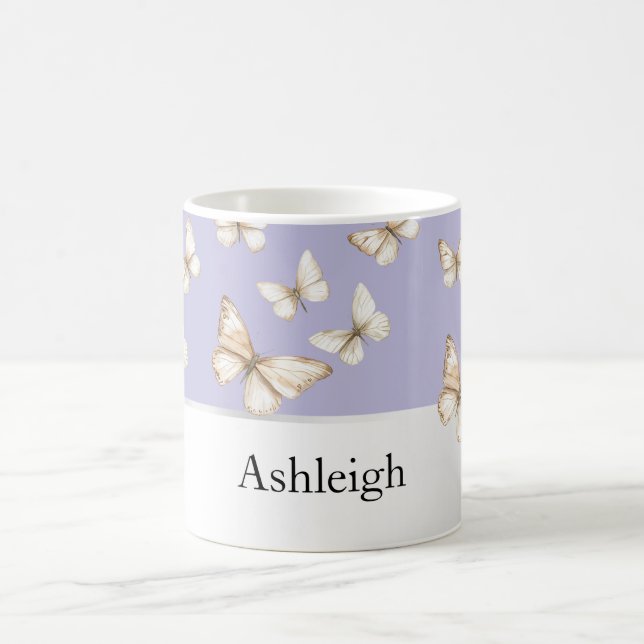 Lila Himmel & Schmetterlinge  Kaffeetasse (Mittel)