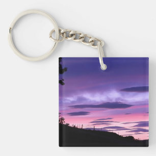 Lila Himmel Sonnenuntergang Dramatische Wolken Abe Schlüsselanhänger