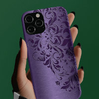 Lila Hintergrund mit tiefer Lila Blumenspitze
